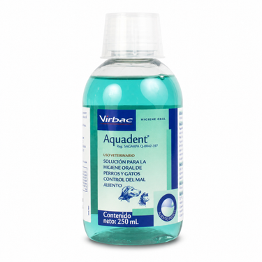 Aquadent Virbac 250 ml para la higiene oral y control del mal aliento en perros y gatos.